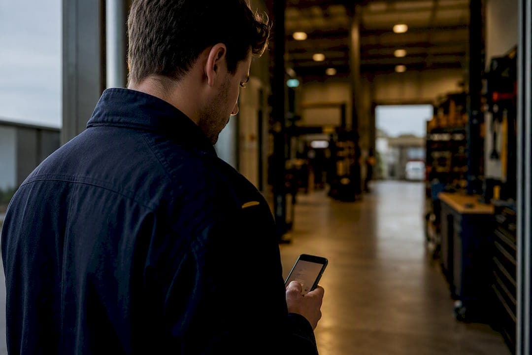 Tie Lone Worker Check Ins to Jobs: Compliance for Safety Managers